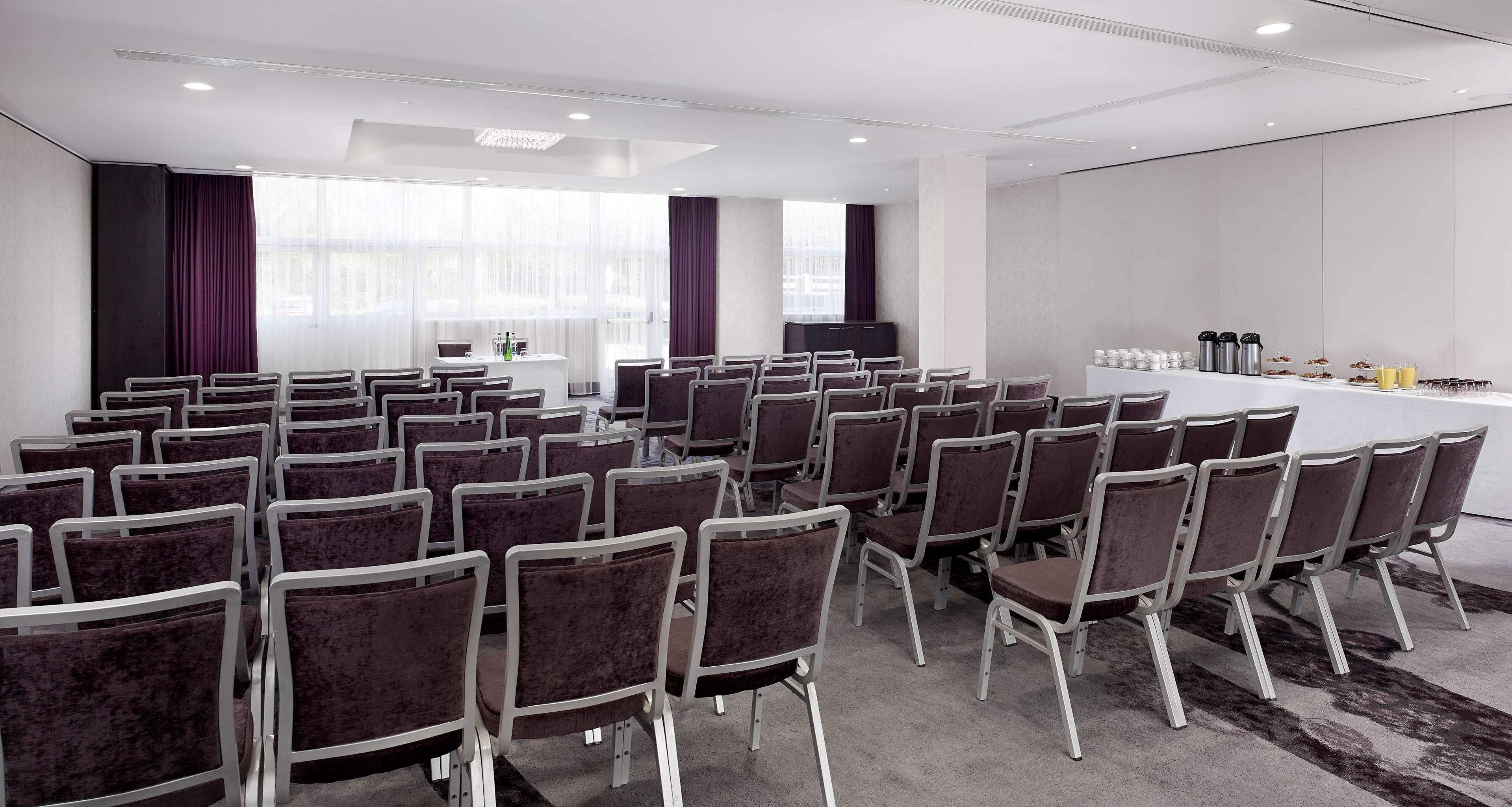 Doubletree By Hilton Hotel Nottingham - Gateway Екстериор снимка