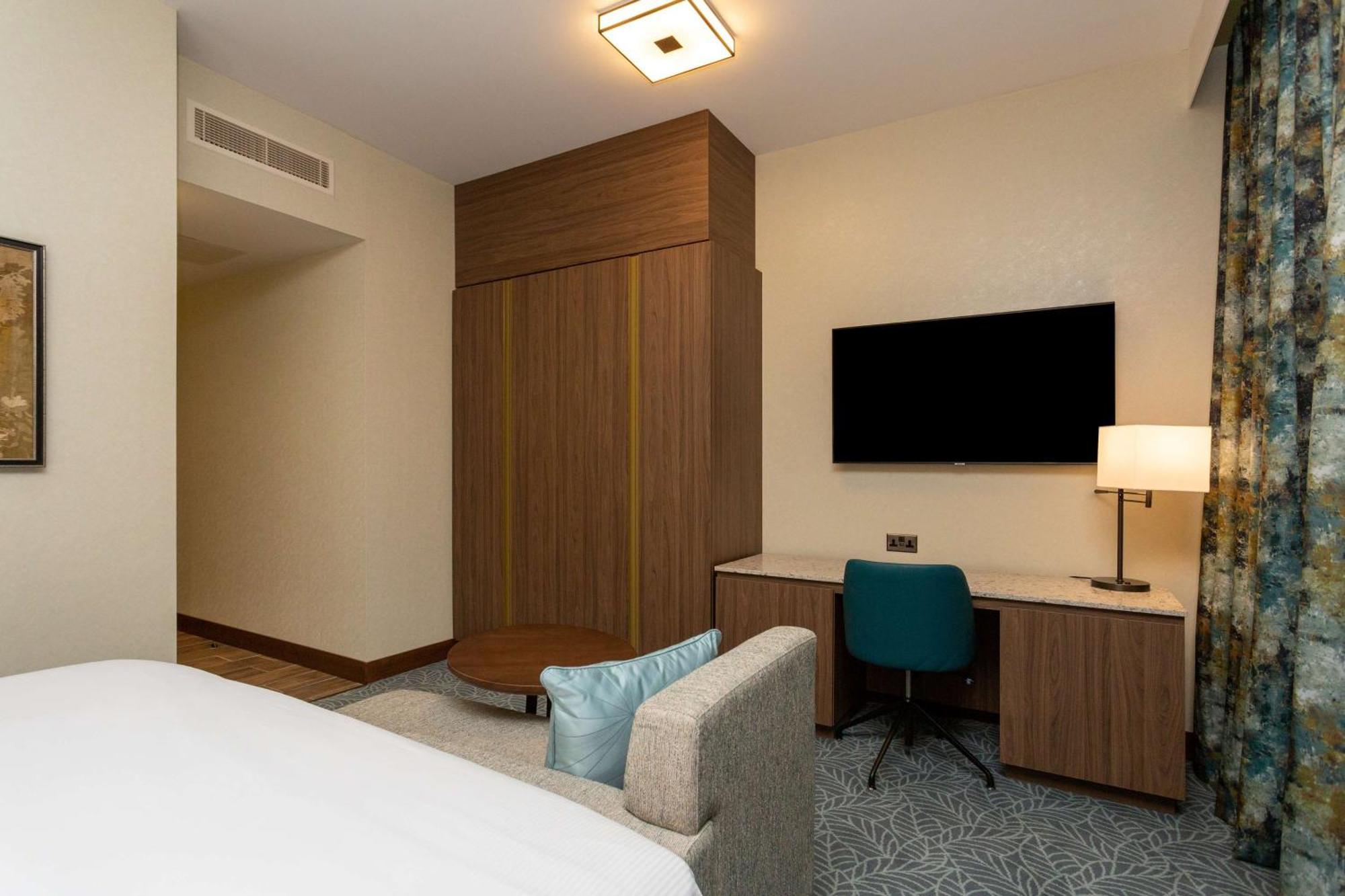 Doubletree By Hilton Hotel Nottingham - Gateway Екстериор снимка