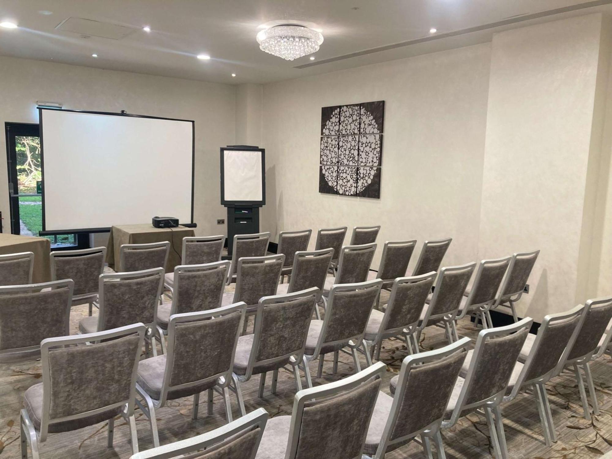 Doubletree By Hilton Hotel Nottingham - Gateway Екстериор снимка
